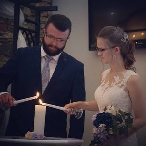 Meet your Posher, Leslie